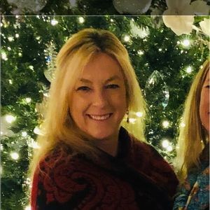 Meet your Posher, Kristin